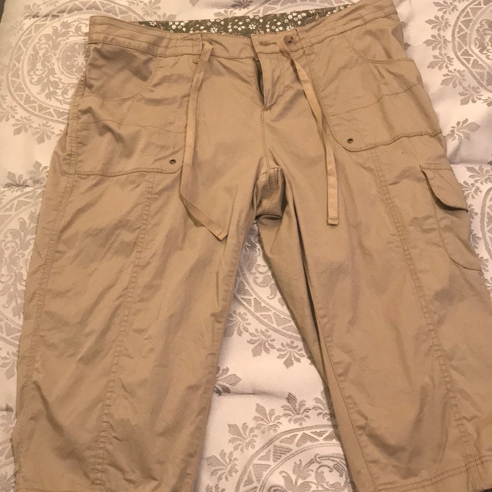 Cargo capris